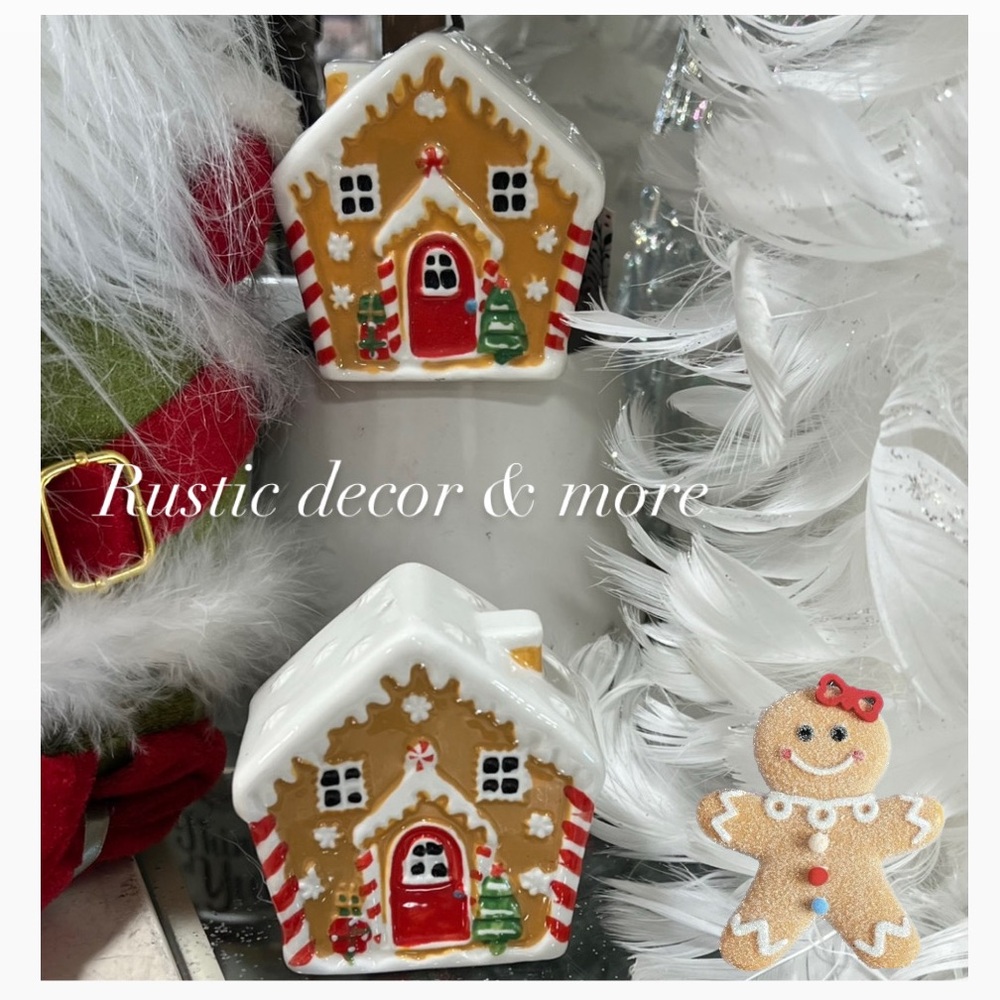 ENGLISH TABLEWARE CO Christmas GINGERBREAD HOUSE SALT & PEPPER SHAKERS